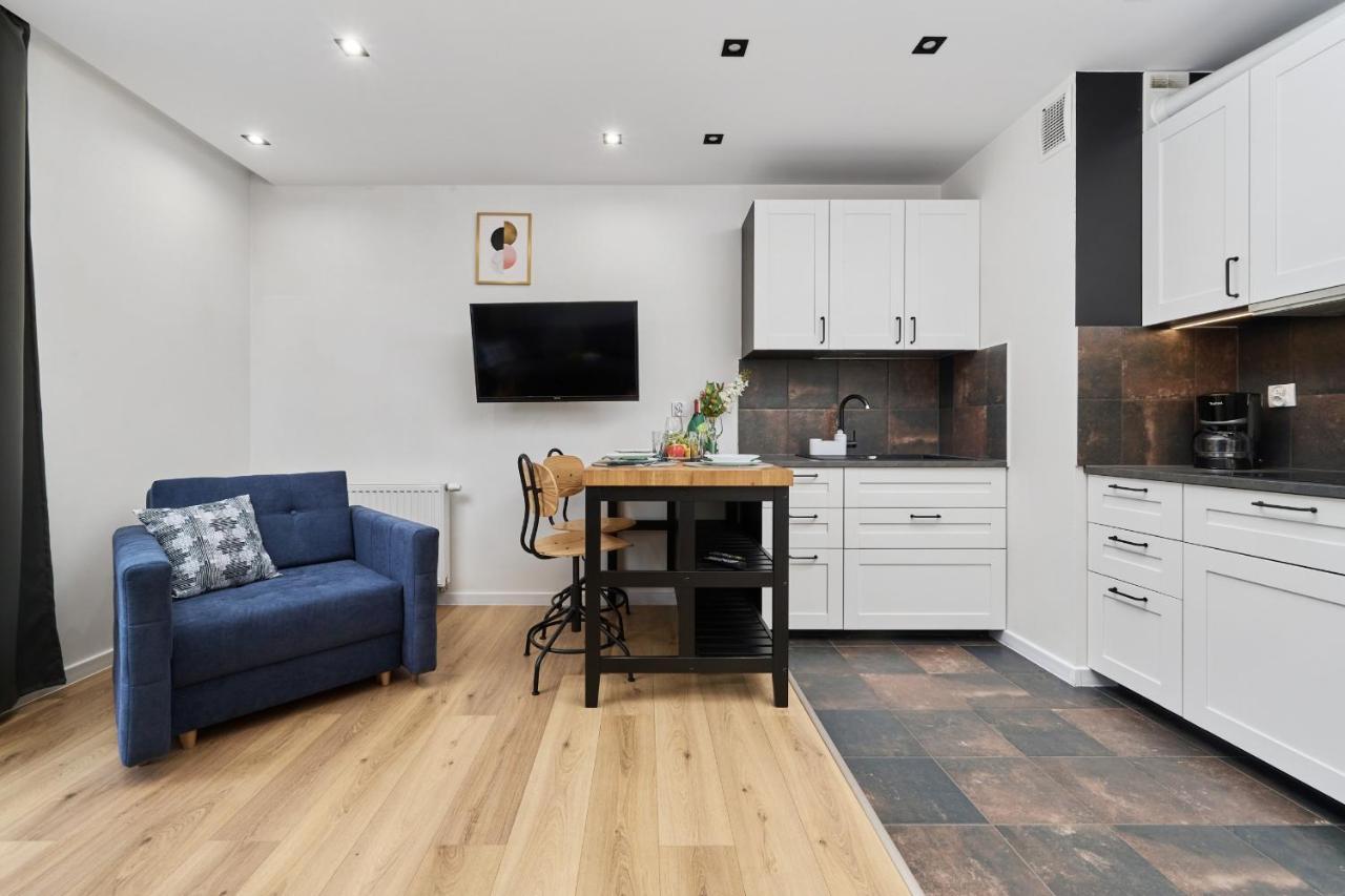Jagodno Wroclaw Kajdasza Studio Z Bezplatnym Garazem By Noclegi Renters Экстерьер фото