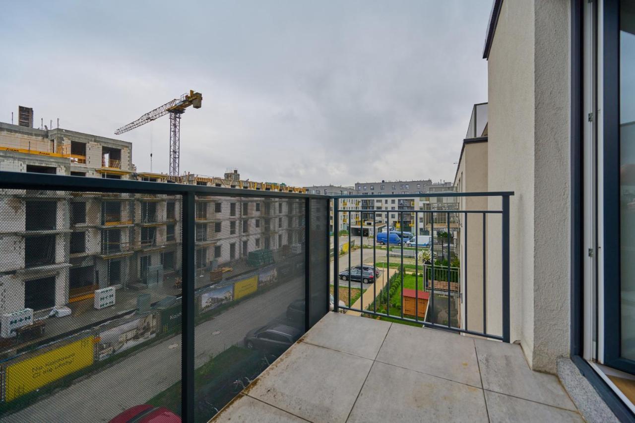 Jagodno Wroclaw Kajdasza Studio Z Bezplatnym Garazem By Noclegi Renters Экстерьер фото